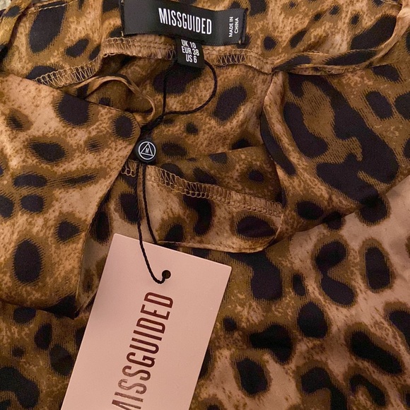 Missguided Cropped Cheetah Tank-top - Picture 3 of 3
